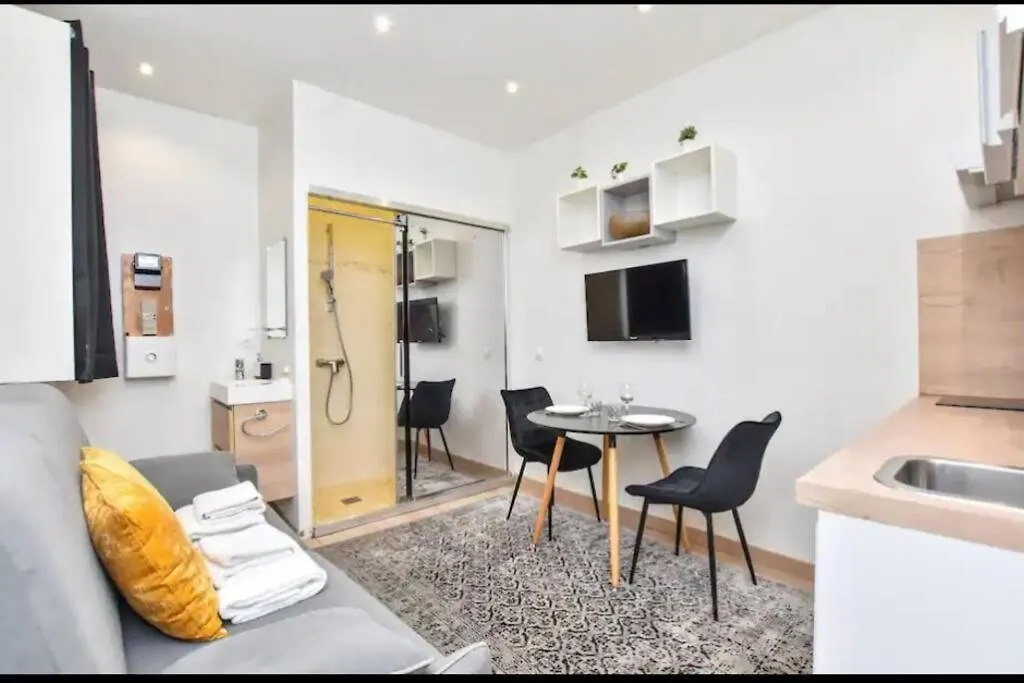 Studio Special Jo - Pigalle - Montmartre - Republique - 2 Pers Apartment Paris France